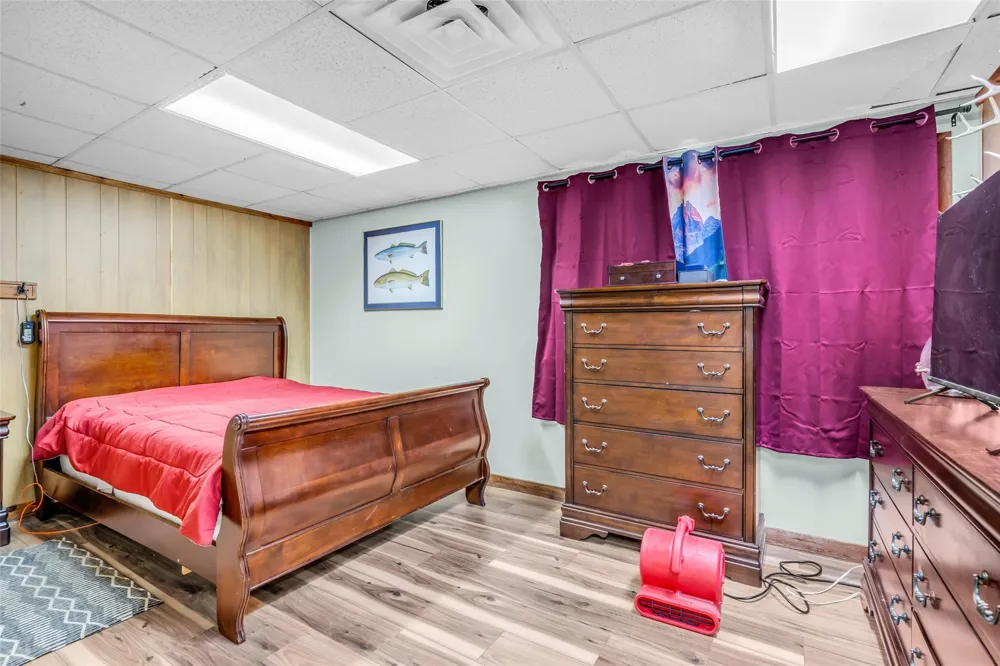 7438 Wright Road Houston, TX 77041