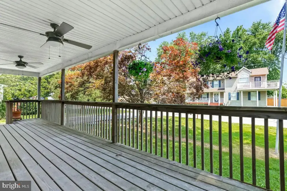 301 BEVERLEY PLACE Edgewater, MD 21037