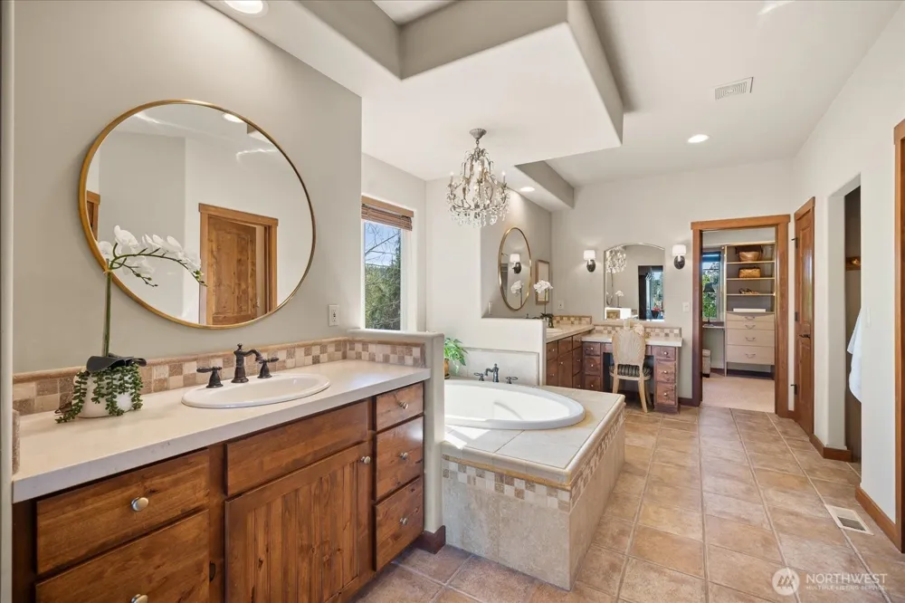 2415 Hangman Creek Lane Spokane, WA 99224