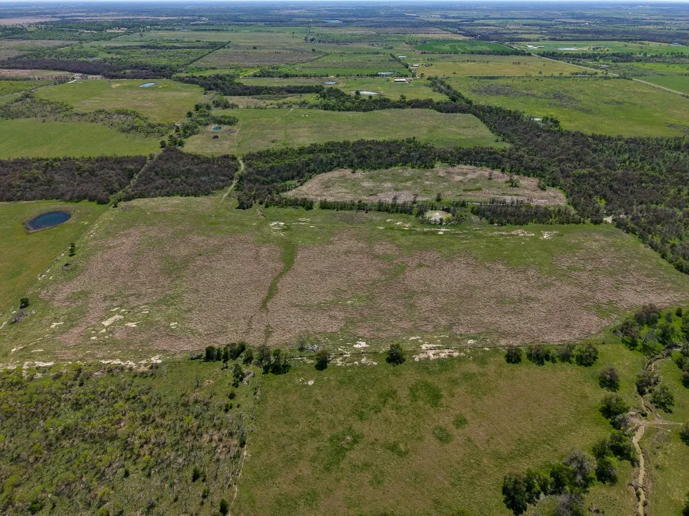 303 LCR 626 ROAD Groesbeck, TX 76642
