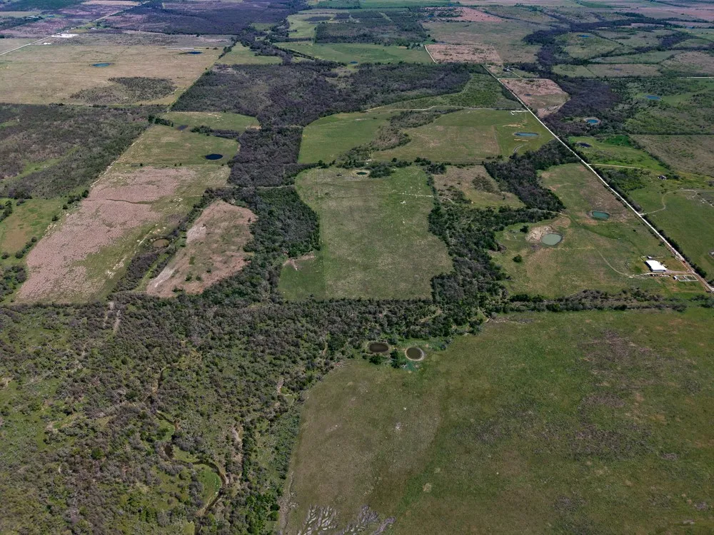 303 LCR 626 ROAD Groesbeck, TX 76642