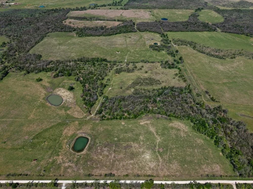 303 LCR 626 ROAD Groesbeck, TX 76642