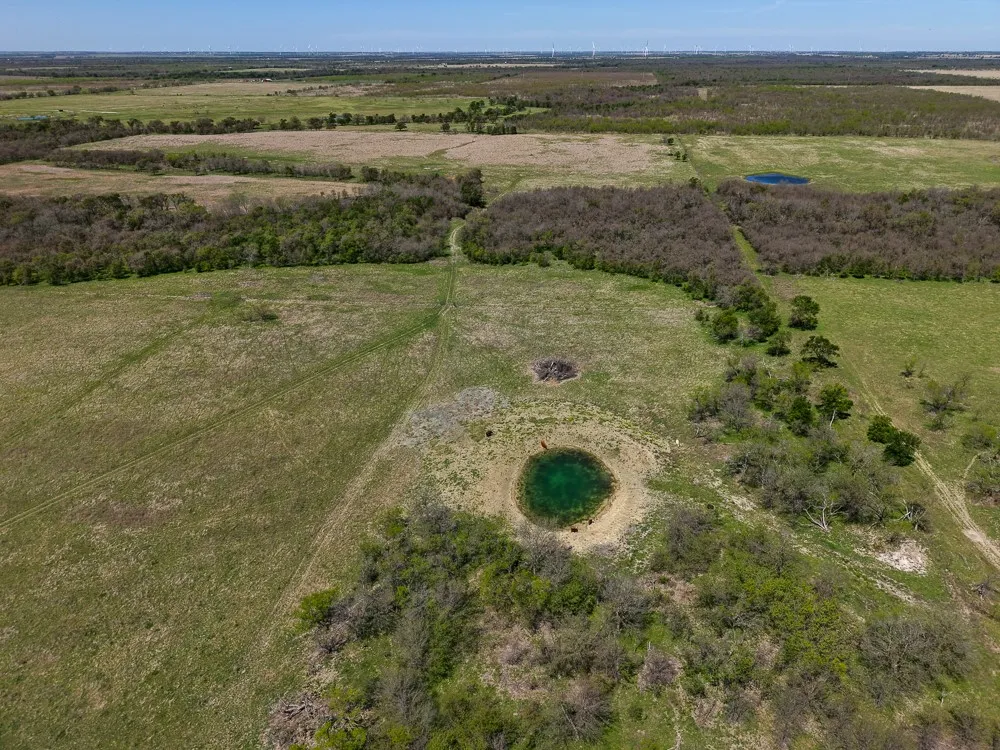 303 LCR 626 ROAD Groesbeck, TX 76642