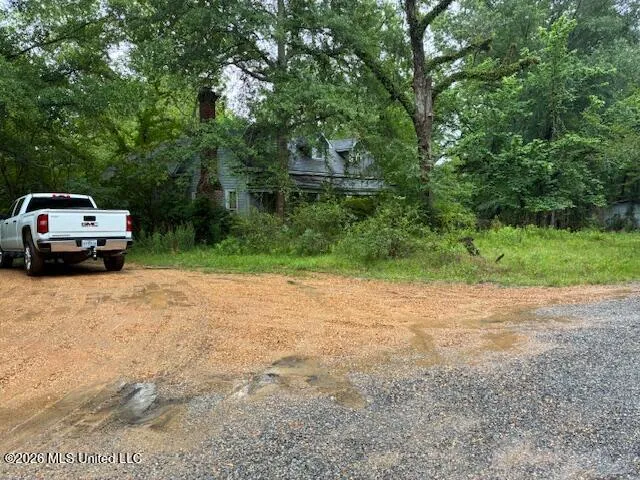 267 Lewis Road Florence, MS 39073