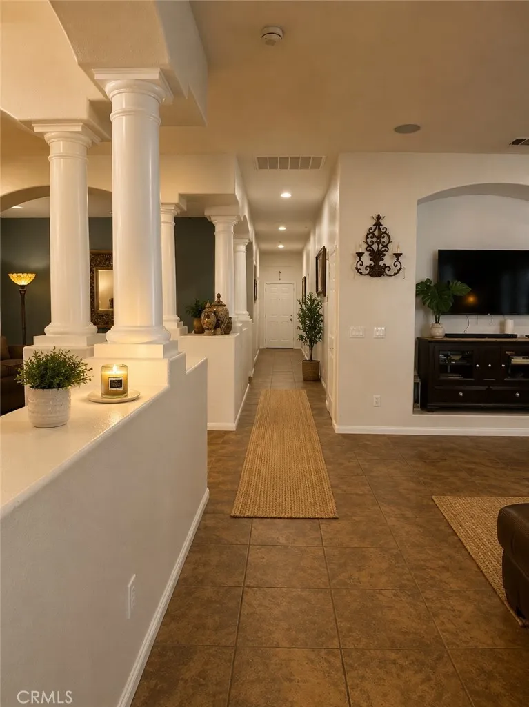 23841 Piedras Lake Mathews, CA 92570