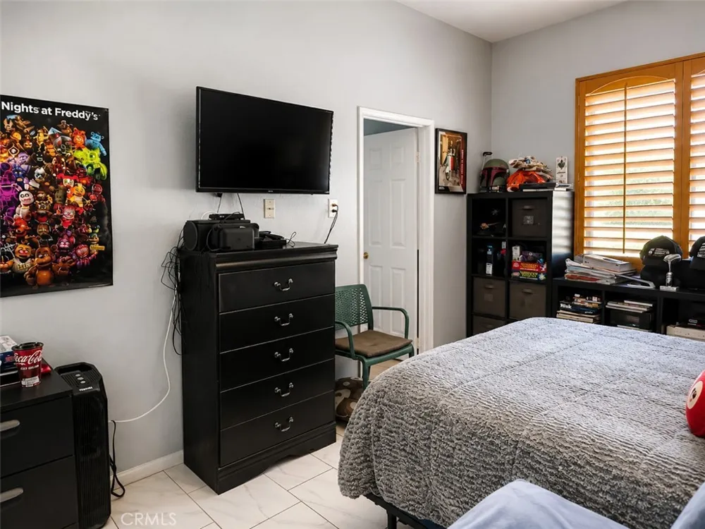 23841 Piedras Lake Mathews, CA 92570