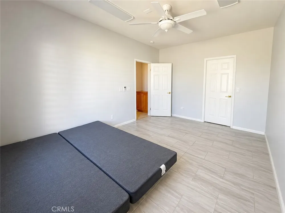 23841 Piedras Lake Mathews, CA 92570