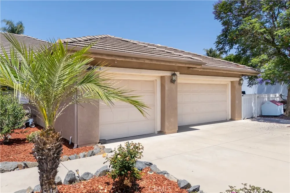 23841 Piedras Lake Mathews, CA 92570