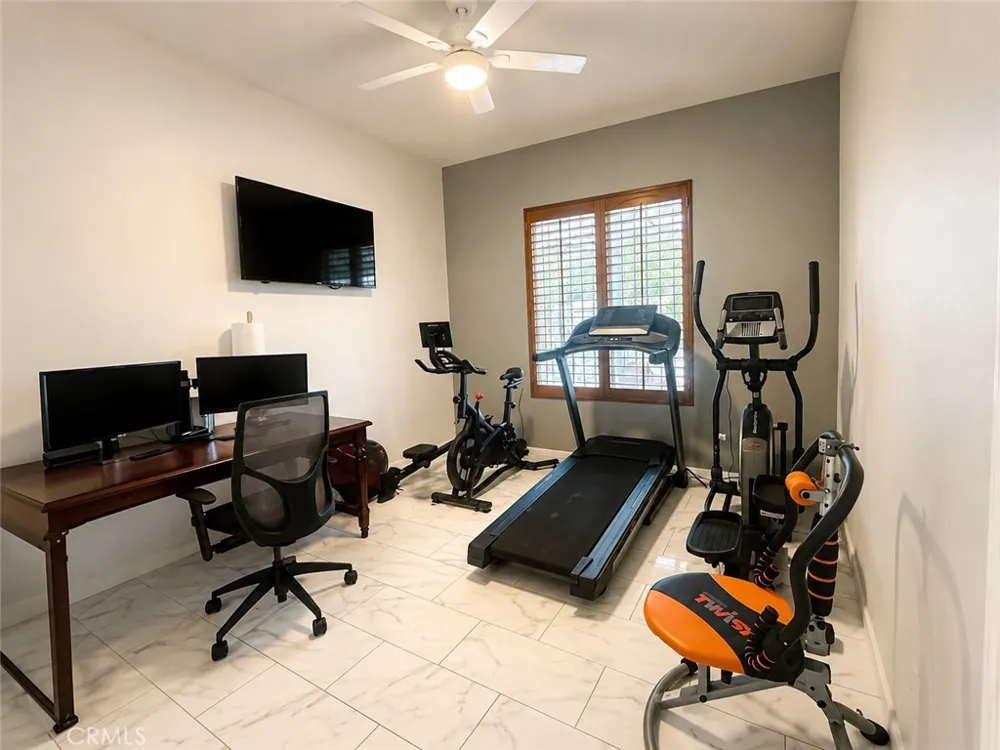 23841 Piedras Lake Mathews, CA 92570