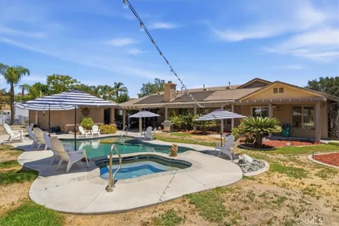 23841 Piedras