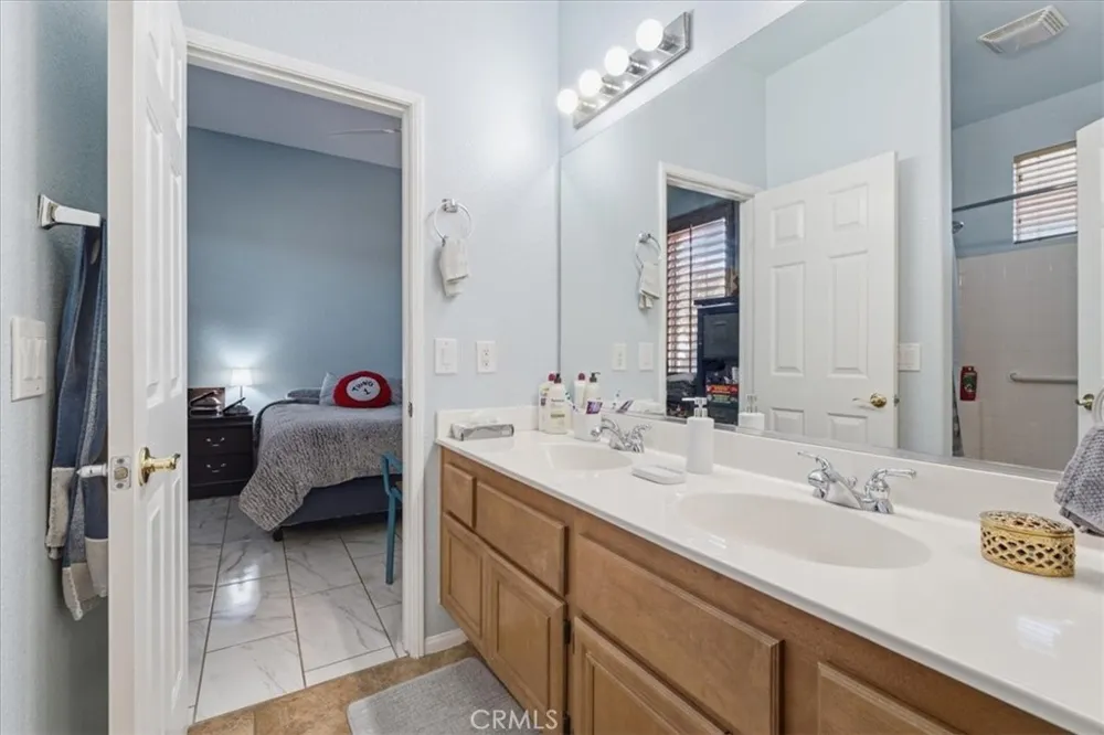 23841 Piedras Lake Mathews, CA 92570
