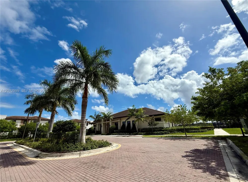 788 NE 208 Lane Miami Gardens, FL 33179