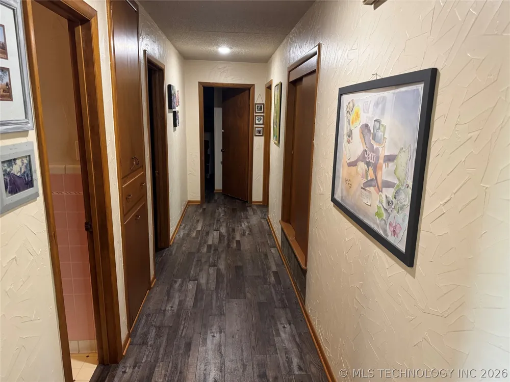 707 W Creek Street Marietta, OK 73448