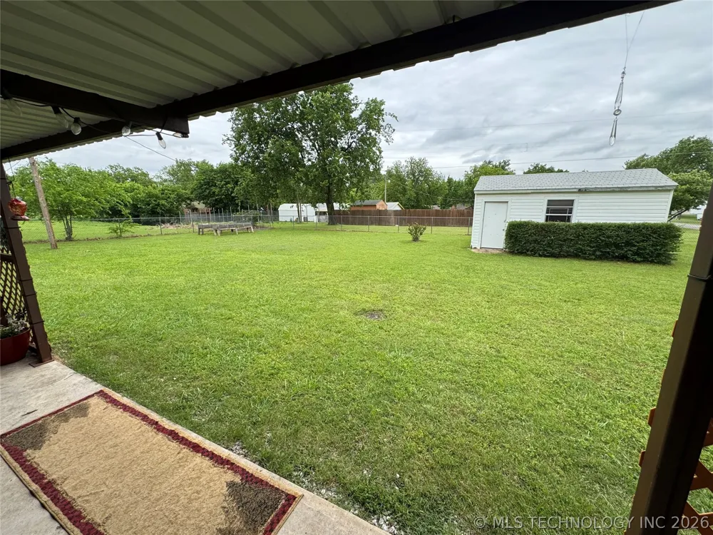 707 W Creek Street Marietta, OK 73448