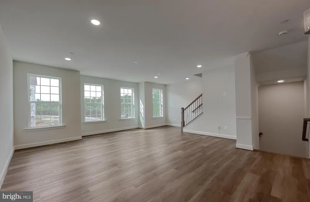 DRAGONFLY LANE Leonardtown, MD 20650