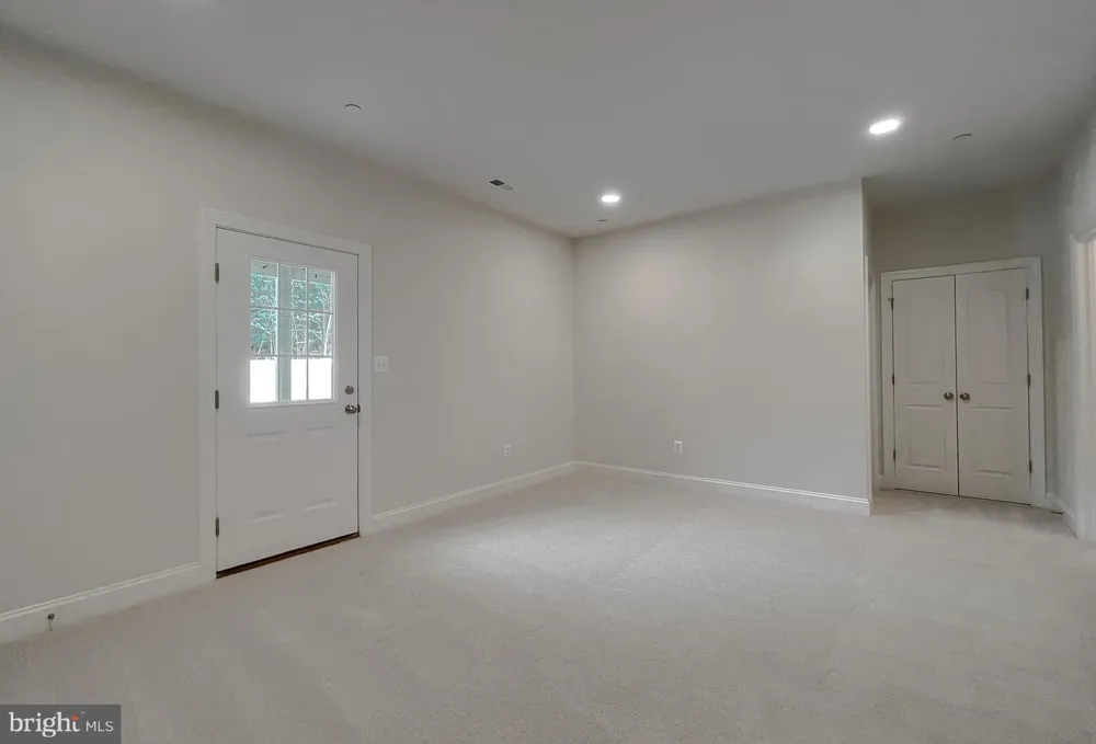 DRAGONFLY LANE Leonardtown, MD 20650