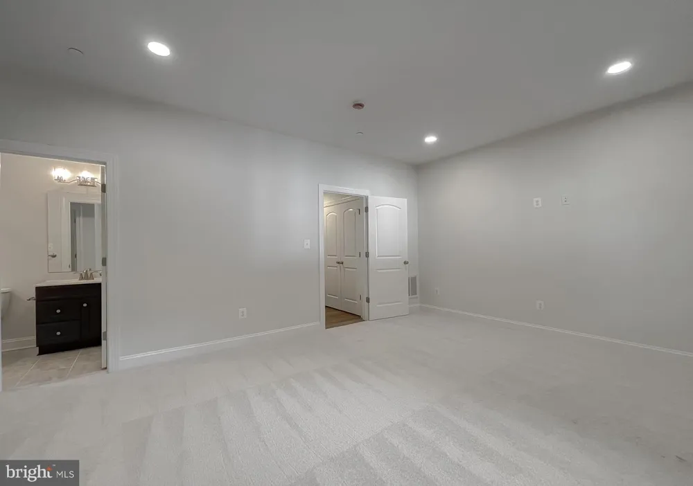 DRAGONFLY LANE Leonardtown, MD 20650