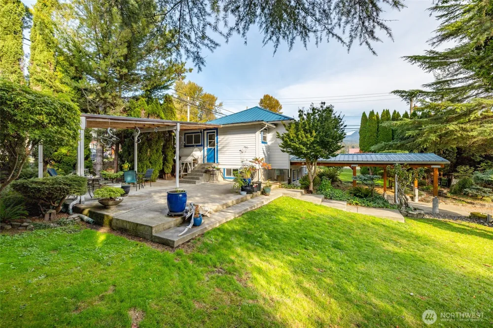 7362 N Superior Avenue Concrete, WA 98237