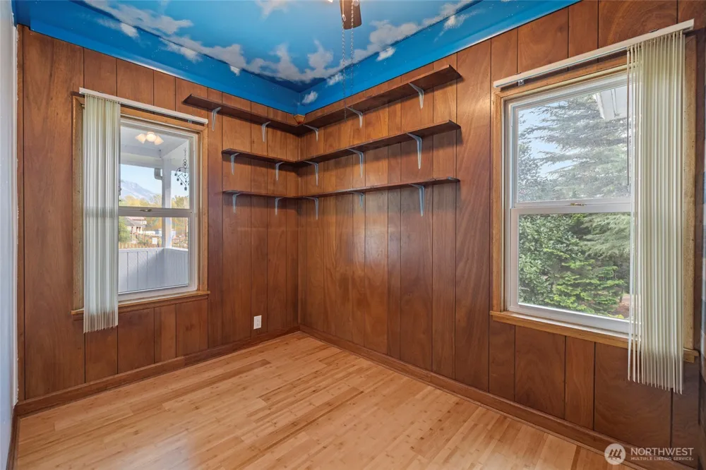 7362 N Superior Avenue Concrete, WA 98237