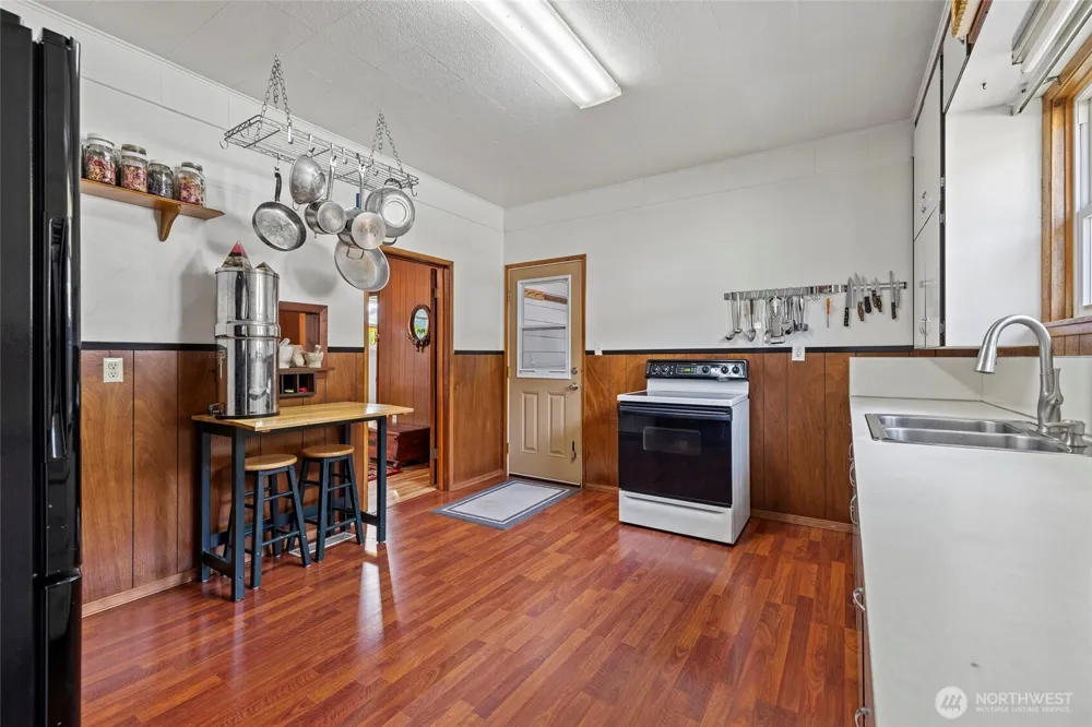 7362 N Superior Avenue Concrete, WA 98237