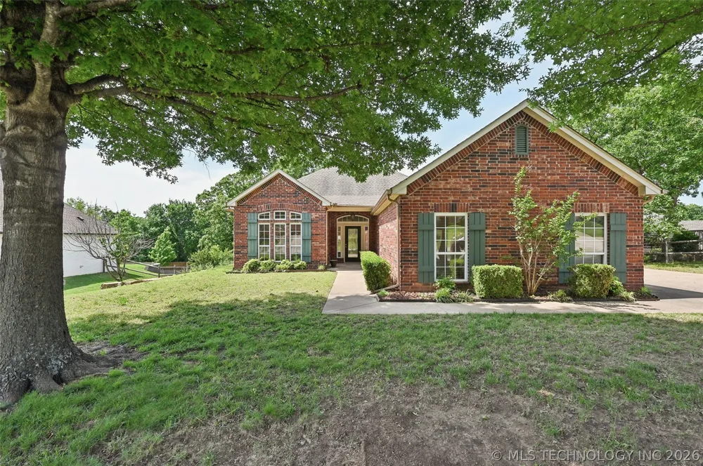 128 New Haven Street Catoosa, OK 74015