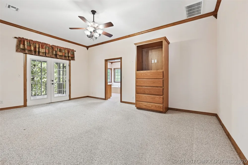 128 New Haven Street Catoosa, OK 74015