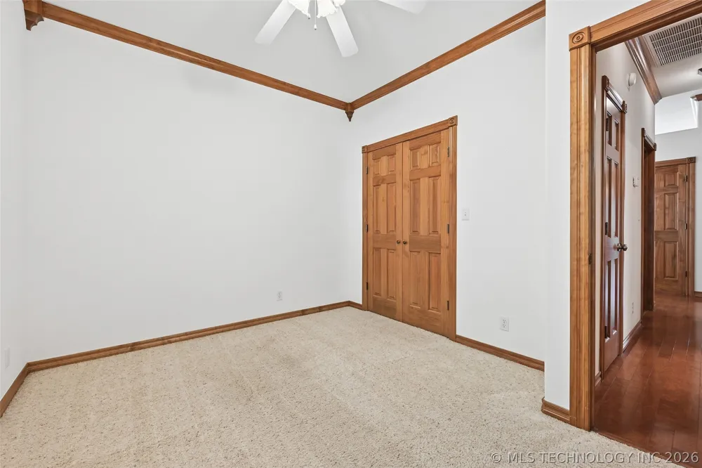 128 New Haven Street Catoosa, OK 74015