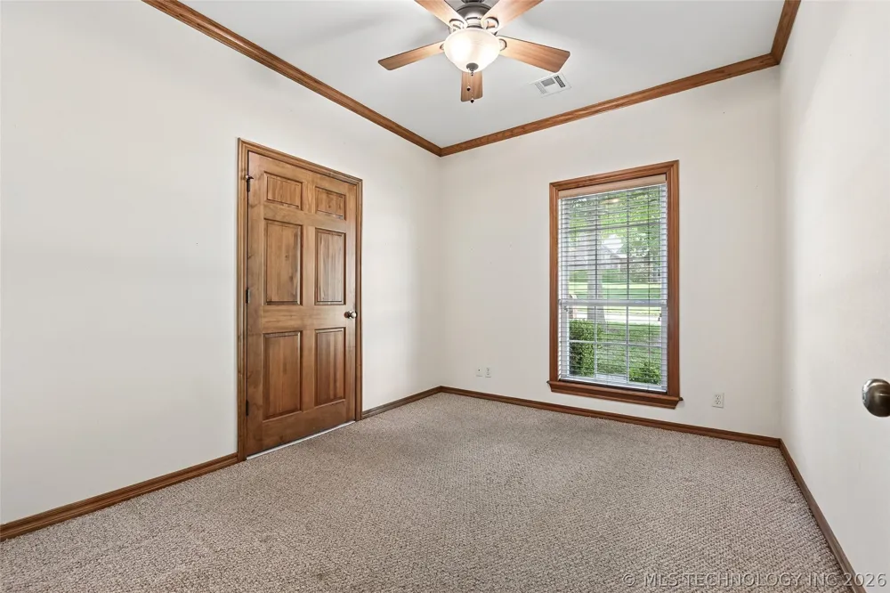 128 New Haven Street Catoosa, OK 74015