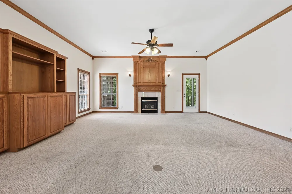 128 New Haven Street Catoosa, OK 74015