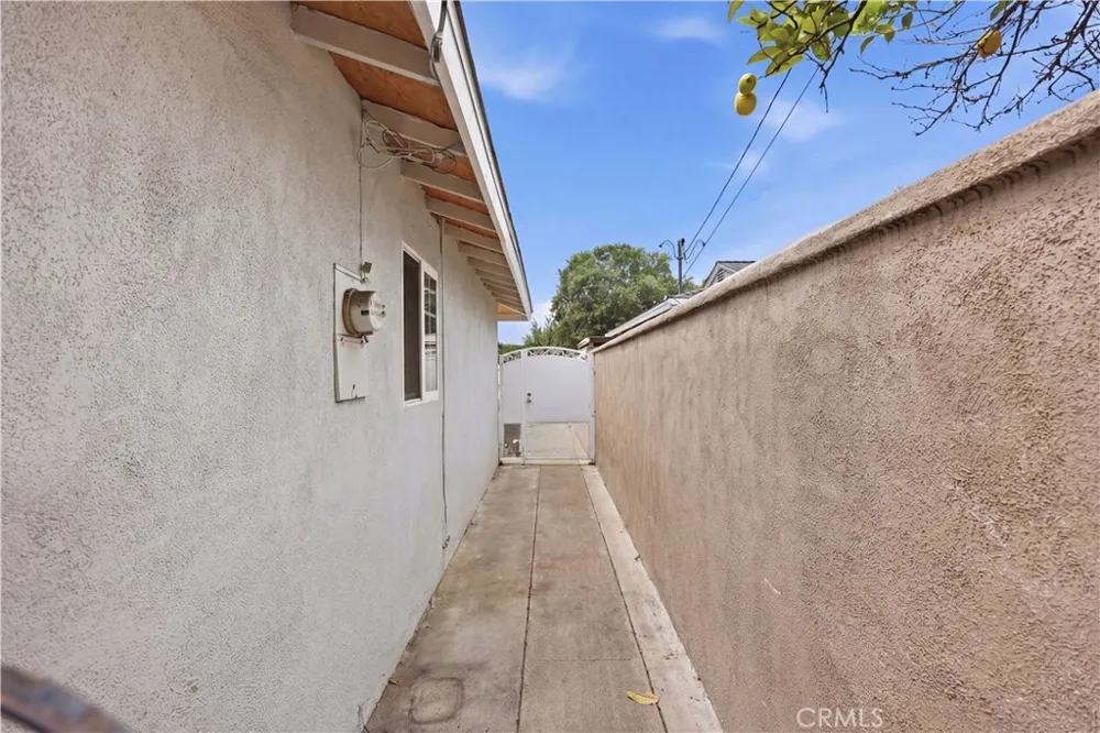 456 Linden Anaheim, CA 92801