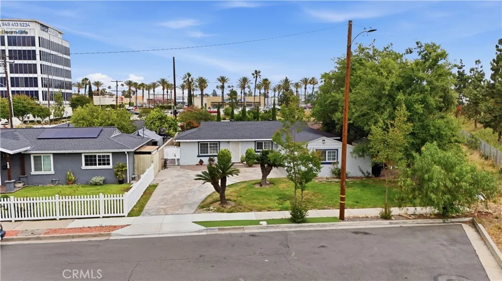 456 Linden Anaheim, CA 92801