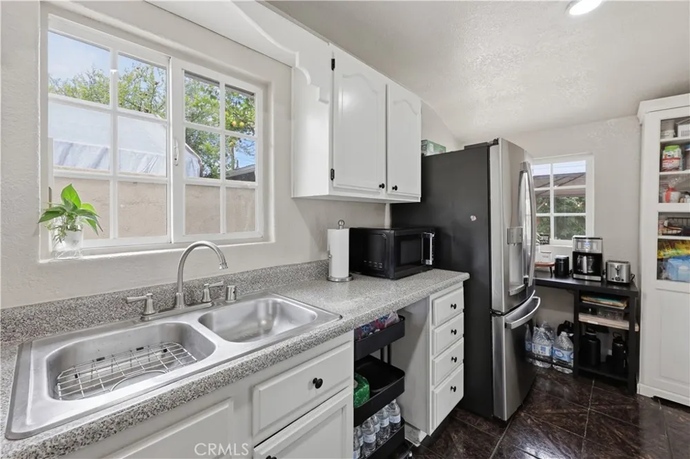 456 Linden Anaheim, CA 92801