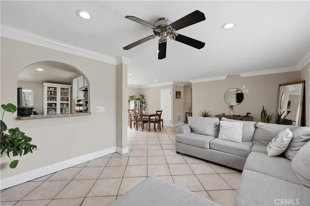 456 Linden Anaheim, CA 92801
