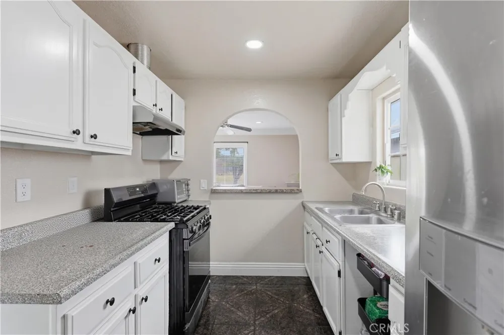 456 Linden Anaheim, CA 92801