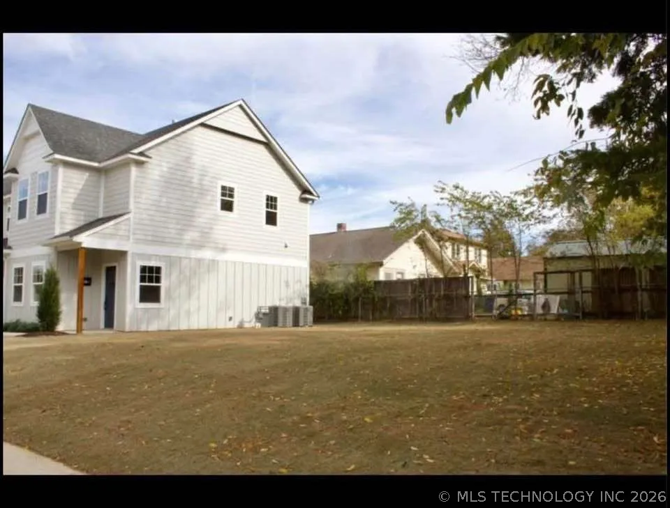 2304 E 4th Place #A & B Tulsa, OK 74104