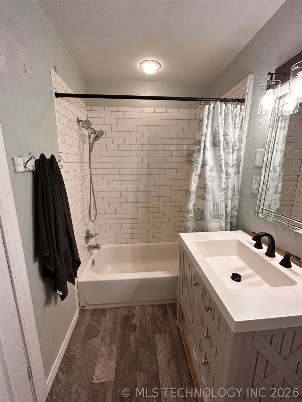 123 E 15th Ada, OK 74820