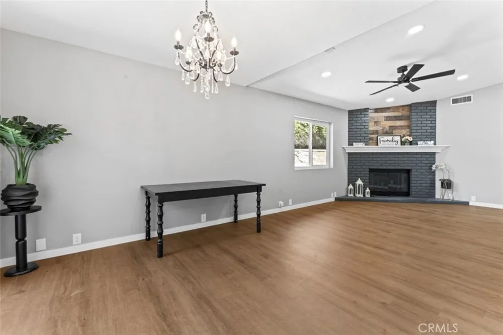 27186 Sesame Hemet, CA 92544