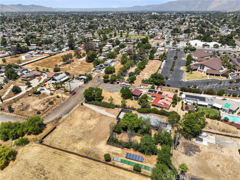 27186 Sesame Hemet, CA 92544