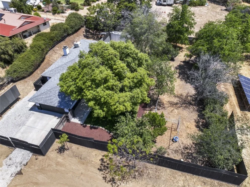 27186 Sesame Hemet, CA 92544