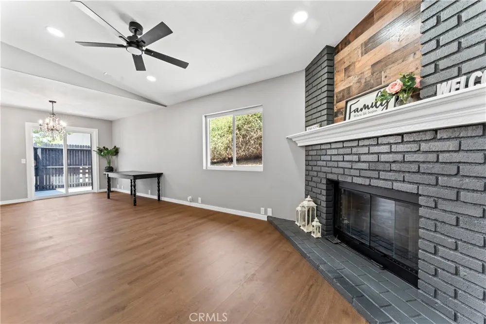 27186 Sesame Hemet, CA 92544