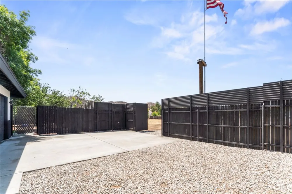 27186 Sesame Hemet, CA 92544
