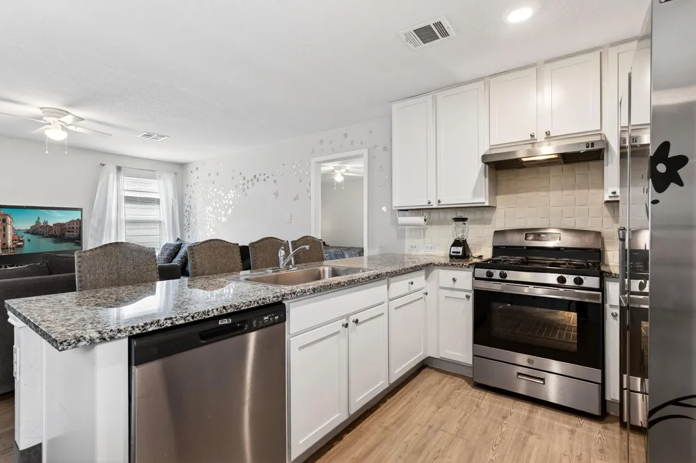 8111 Nube Medina San Antonio, TX 78252
