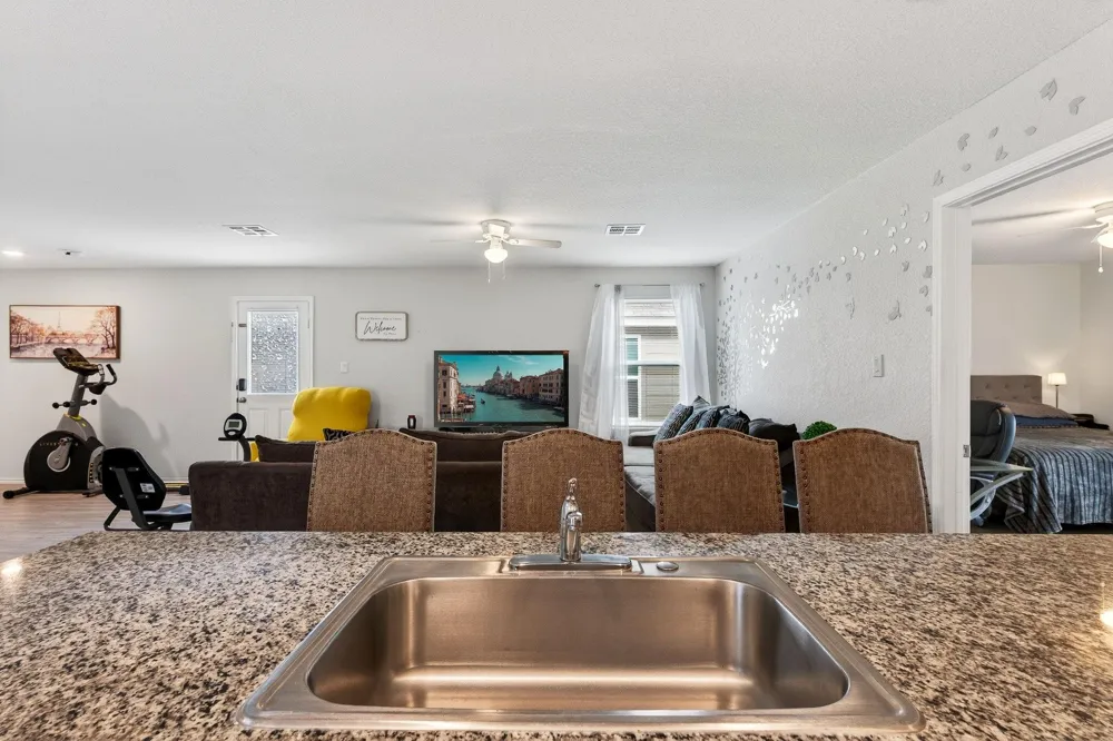 8111 Nube Medina San Antonio, TX 78252