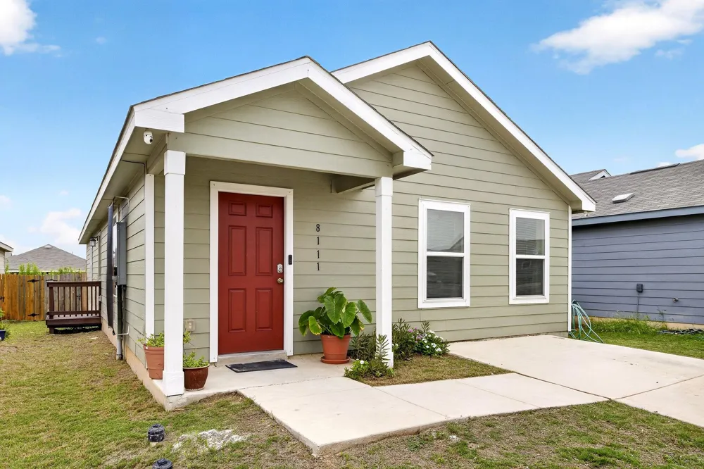 8111 Nube Medina San Antonio, TX 78252