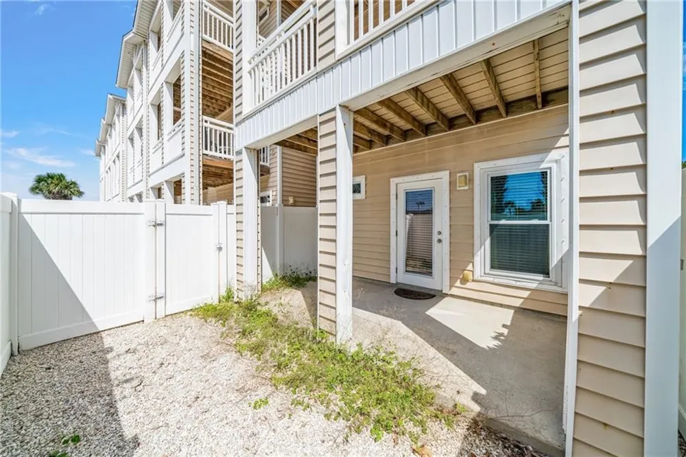 14202 Encantada Avenue #106 Corpus Christi, TX 78418