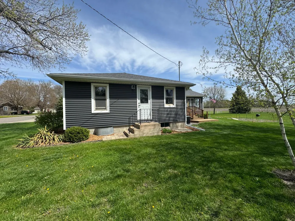 344 Oak Street Vesta, MN 56292
