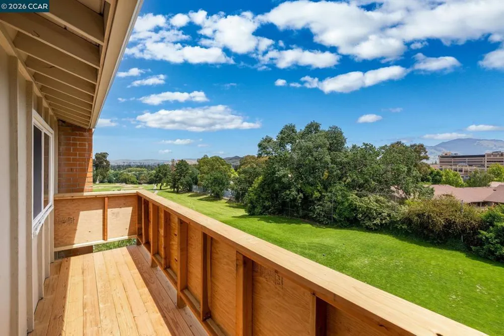 1656 Siskiyou Dr Walnut Creek, CA 94598