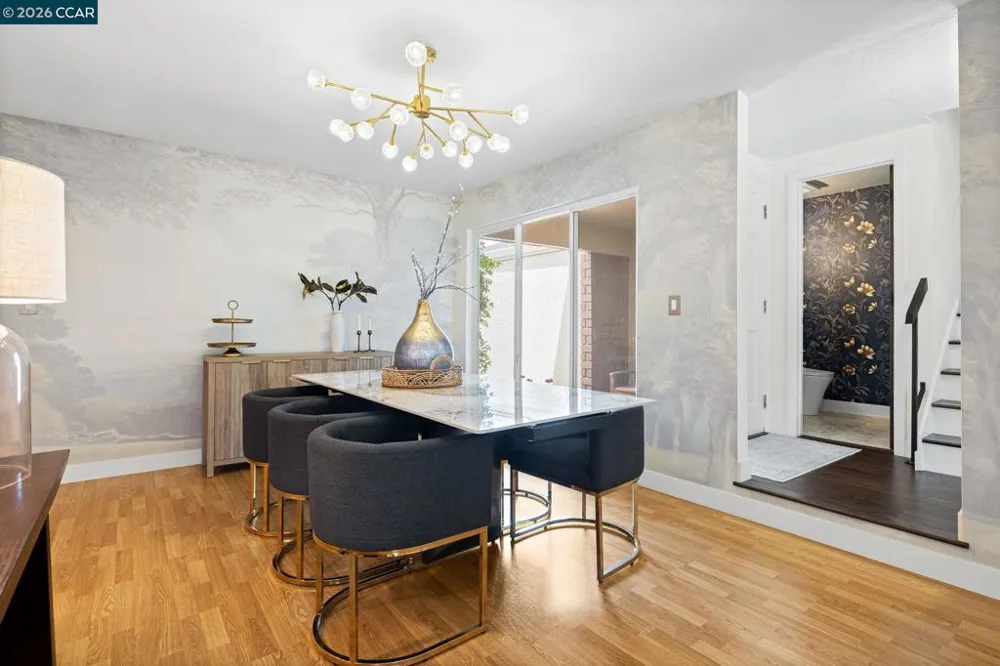 1656 Siskiyou Dr Walnut Creek, CA 94598