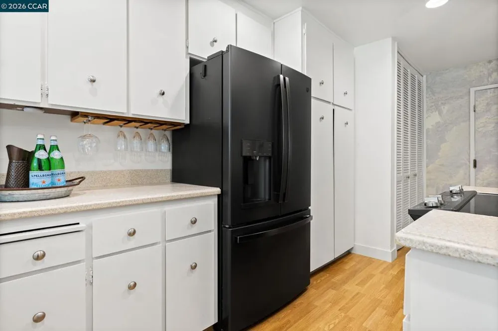 1656 Siskiyou Dr Walnut Creek, CA 94598