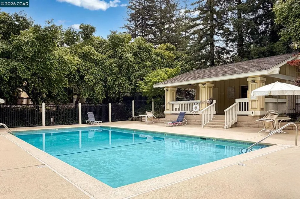 1656 Siskiyou Dr Walnut Creek, CA 94598